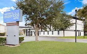 Sonesta Essential Savannah